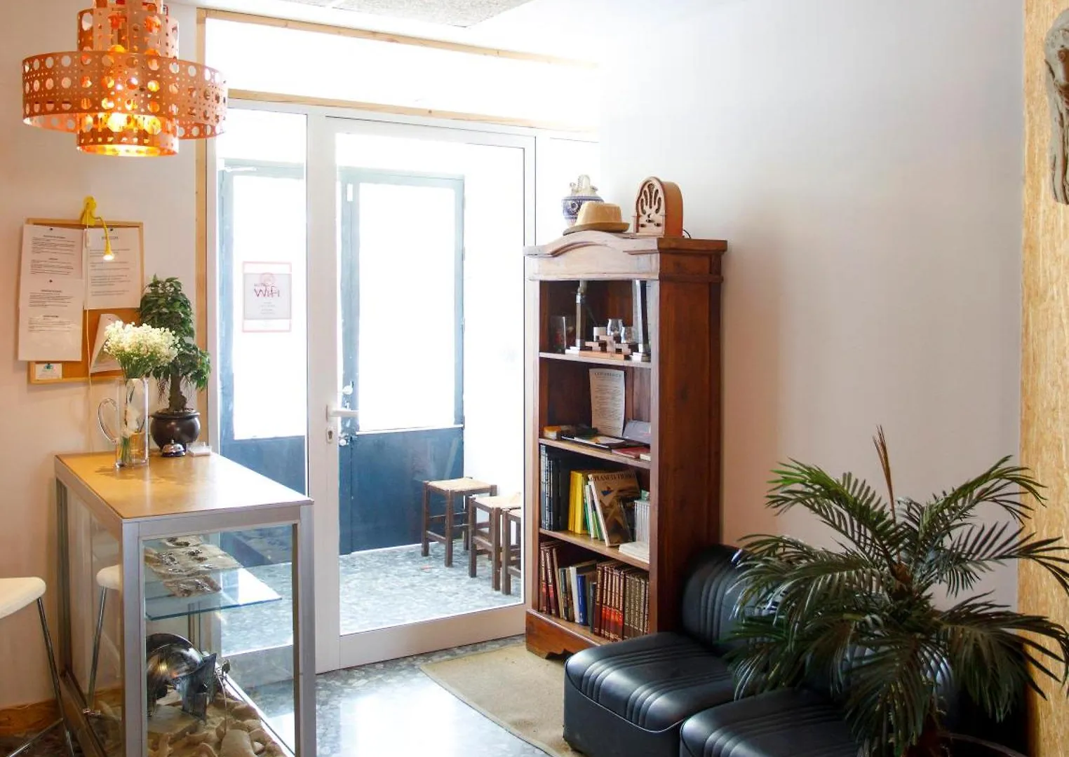 Italica Hostel 산티폰세